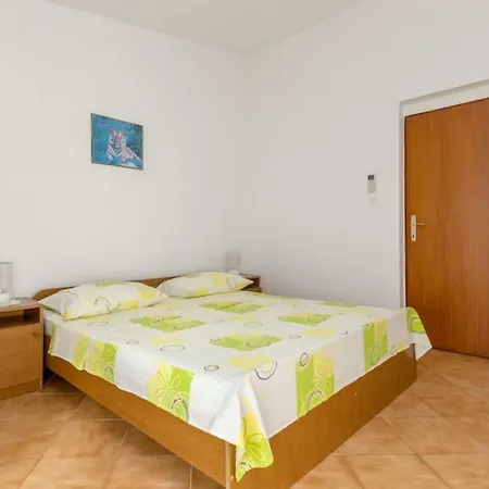 Apartment Piscina